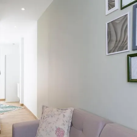 La Jument: Unique/ Magnifique Studio Avec Terrasse, Proche Des Facs Et Du Centre-ville *